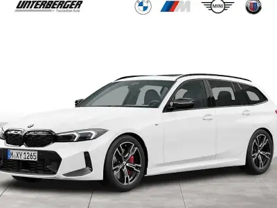 Używany BMW M340 Performance 340 KM (250 kW) 2025 Biały Sedan/Limuzyna