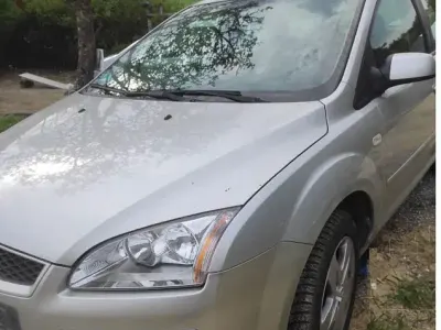 Gebraucht Ford Focus Ambiente 101 PS (74 kW) 2007 Silber Kombi