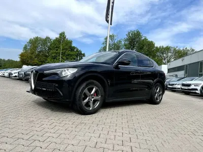 Second-hand Alfa Romeo Stelvio Super 200 CP (147 kW) 2019 Negru SUV