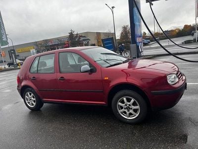 Gebraucht VW Golf III Basis 75 PS (55 kW) 1998 Rot Limousine