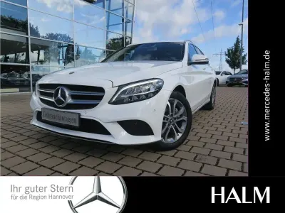 Gebraucht Mercedes C200 Avantgarde 184 PS (135 kW) 2018 Weiß Limousine