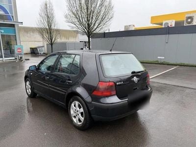 Usata VW Golf IV 2002 Nero Utilitaria