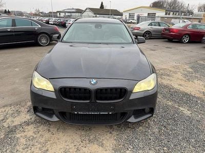 Grau Gebraucht 2011 BMW 535 Sport Line Kombi | 7.600 €