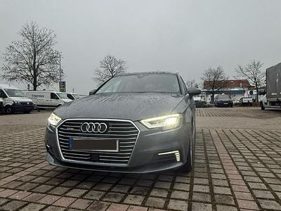 Grau Gebraucht 2020 Audi A3 Design Limousine | 21.000 € (Fairer Preis)