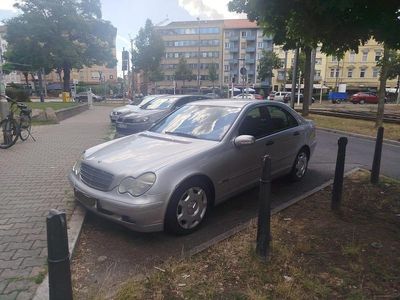 Mercedes C220