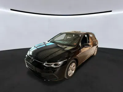 Gebraucht VW Golf VIII Life 150 PS (110 kW) 2022 Schwarz Limousine