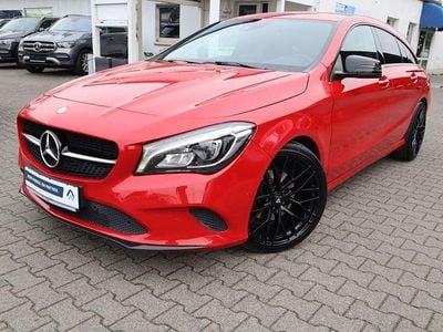 Gebraucht Mercedes CLA200 Shooting Brake Urban 156 PS (114 kW) 2016 Jupiter red Kombi