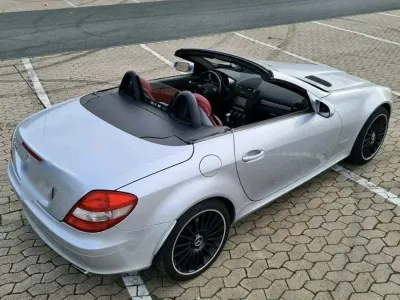 Gebraucht Mercedes SLK200 163 PS (119 kW) 2006 Silber Cabrio