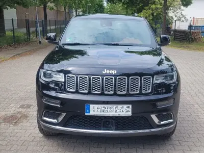 Gebraucht Jeep Grand Cherokee Summit 250 PS (183 kW) 2019 Schwarz SUV