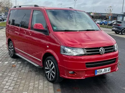 Gebraucht VW T5 Highline 179 PS (131 kW) 2015 Rot Van