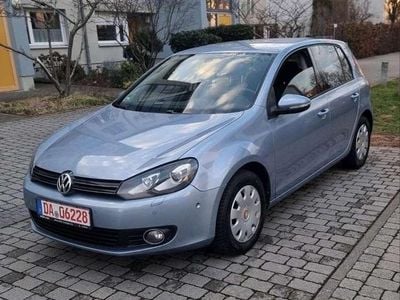Gebraucht VW Golf VI Team 105 PS (77 kW) 2010 Blau Kleinwagen