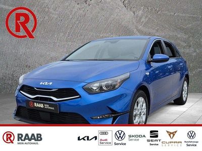 Neu Kia Ceed Vision 140 PS (102 kW) 2025 B3l) blue flame m (blau Kleinwagen