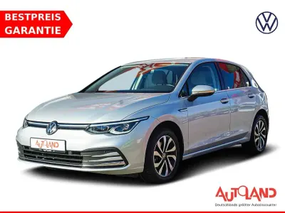 Brugt VW Golf VIII Style 131 HK (96 kW) 2022 Sølv Sedan