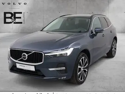 Używany Volvo XC60 Core 197 KM (144 kW) 2023 Niebieski SUV