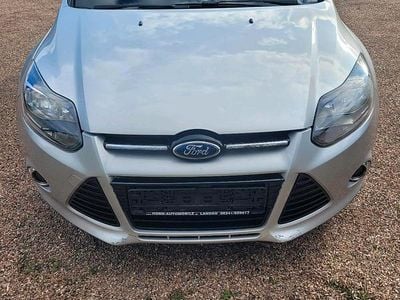 Gebraucht Ford Focus 115 PS (84 kW) 2012 Silber Limousine