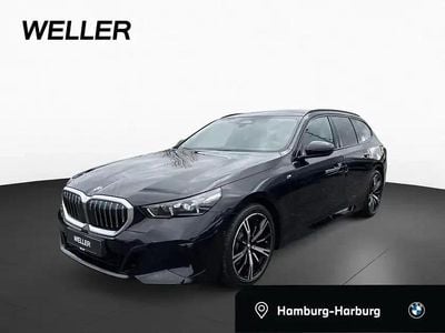 Gebraucht BMW 520 M Sport 190 PS (139 kW) 2025 Black sapphire (schwarz) Kombi