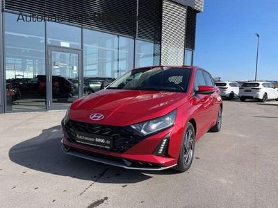 Neu Hyundai i20 90 PS (66 kW) 2025 Rot Kleinwagen