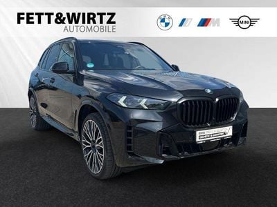 Saphirschwarz metallic Gebraucht 2024 BMW X5 M Sport SUV | 74.800 € (Guter Preis)