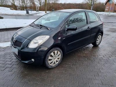 Schwarz Gebraucht 2007 Toyota Yaris Kleinwagen | 2.499 € (Etwas zu teuer)