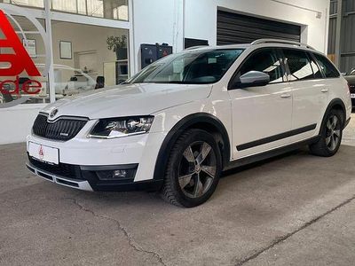 Gebraucht Skoda Octavia Scout 184 PS (135 kW) 2015 Weiß Kombi