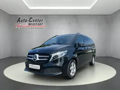 Gebraucht Mercedes V220 Edition 163 PS (119 kW) 2020 Obsidianschwarz Van / Kleinbus