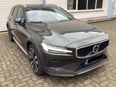 Volvo V60 CC