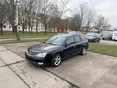 Usata Ford Mondeo 131 CV (96 kW) 2005 Nero Station wagon