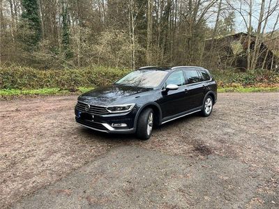 Gebraucht VW Passat Alltrack 239 PS (175 kW) 2018 Schwarz Kombi