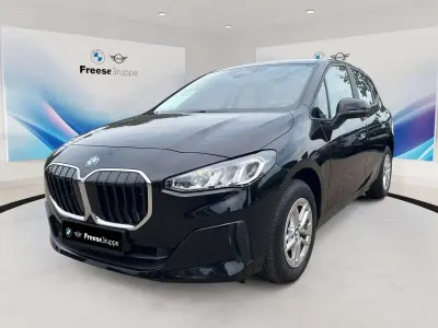 Gebraucht BMW 218 Active Tourer Performance 136 PS (100 kW) 2023 Schwarz Van / Kleinbus