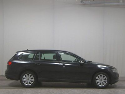 Schwarz Gebraucht 2022 VW Passat Kombi | 15.980 € (Superpreis)