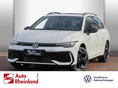 Neu VW Golf VIII R-line 150 PS (110 kW) 2026 Pure white Kombi