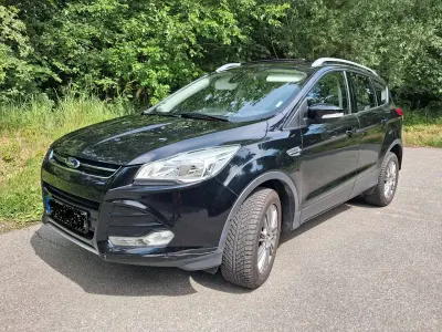 Gebraucht Ford Kuga Titanium 163 PS (119 kW) 2013 Schwarz SUV