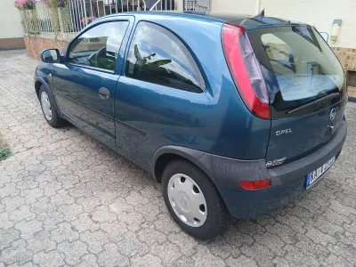 Gebraucht Opel Corsa 58 PS (42 kW) 2001 Blau Kleinwagen