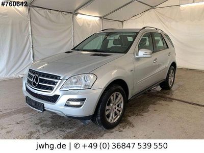 Usado Mercedes ML300 204 HP (150 kW) 2011 Prateado SUV