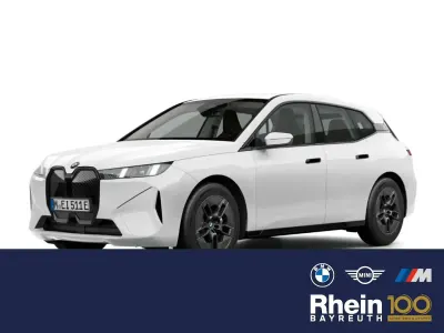 Neu BMW iX 300 kW (408 PS) 2025 Alpinweiss uni SUV