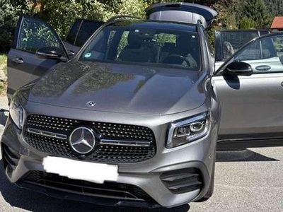 Mercedes GLB250