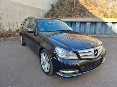 Schwarz Gebraucht 2013 Mercedes C220 Avantgarde Kombi | 12.499 € (Guter Preis)