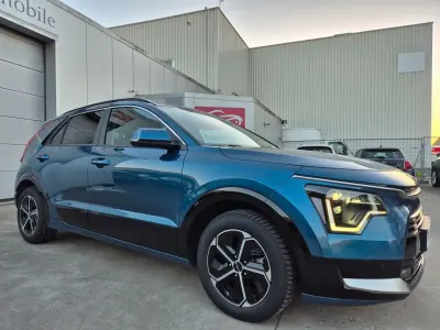 Gebraucht Kia Niro 148 PS (108 kW) 2024 Blau SUV