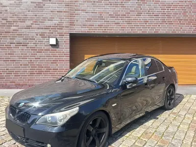 Gebraucht BMW 530 Basis 300 PS (220 kW) 2004 Schwarz Limousine