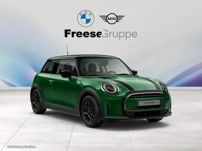 Begagnad Mini Cooper 136 HK (100 kW) 2023 Grön Halvkombi