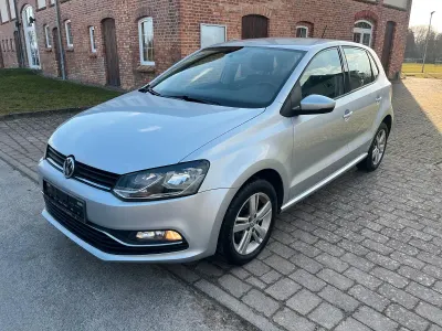 Gebraucht VW Polo Comfortline 90 PS (66 kW) 2014 Silber Limousine
