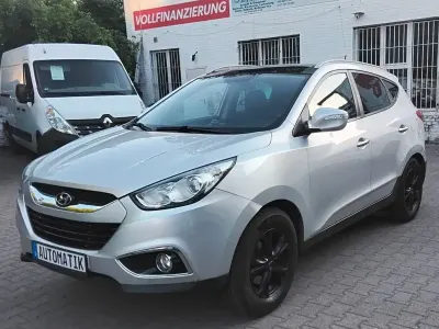 Gebraucht Hyundai ix35 Premium 163 PS (119 kW) 2013 Grau SUV