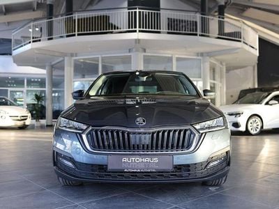 Second-hand Skoda Octavia Clever 150 CP (110 kW) 2022 Gri Berlinǎ