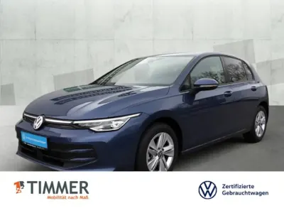 Gebraucht VW Golf VIII Life 116 PS (85 kW) 2024 Blau Limousine