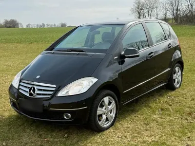 Gebraucht Mercedes A180 Avantgarde 109 PS (80 kW) 2009 Schwarz Kleinwagen