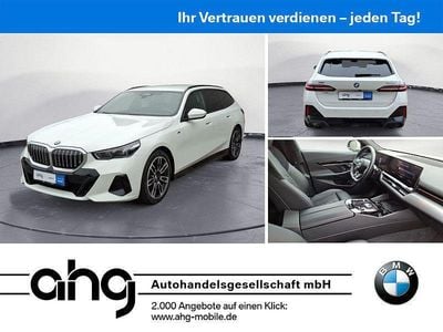 Gebraucht BMW 520 M Sport 197 PS (144 kW) 2024 Weiß Kombi