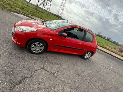 Gebraucht Peugeot 206+ 68 PS (50 kW) 2010 Rot Kleinwagen