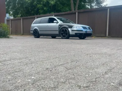 Gebraucht VW Passat 131 PS (96 kW) 2003 Silber Kombi