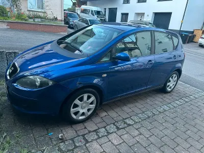 Occasion Seat Altea 102 ch (75 kW) 2005 Bleue Monospace