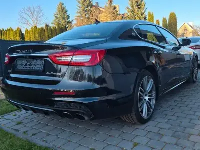 Gebraucht Maserati Quattroporte 409 PS (300 kW) 2017 Schwarz Limousine